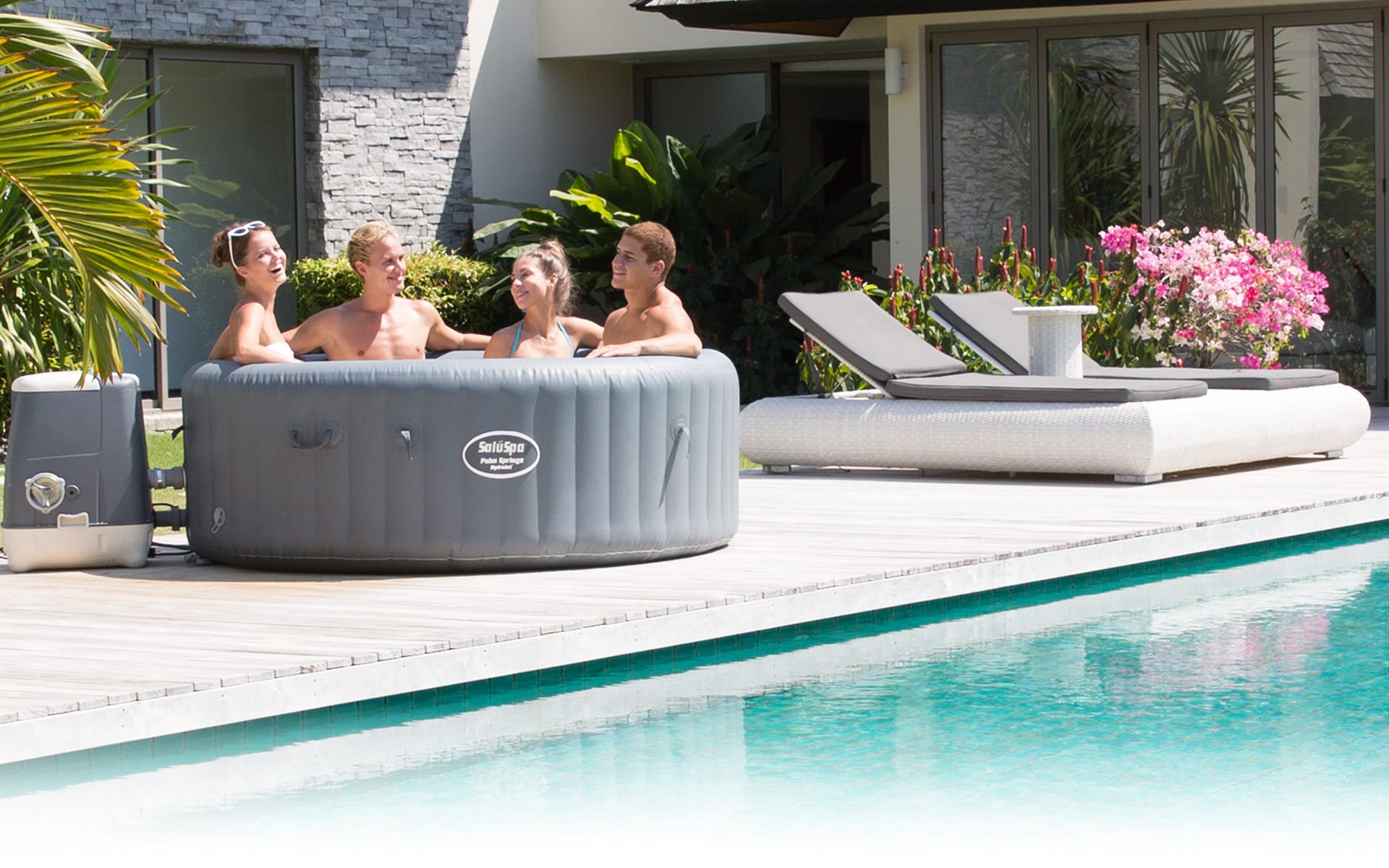 Coleman Lay-z-Spa vs. SaluSpa: Which One is Best?