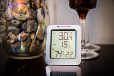 How to Calibrate a Digital Hygrometer