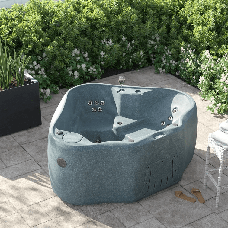 Aquarest hot tub