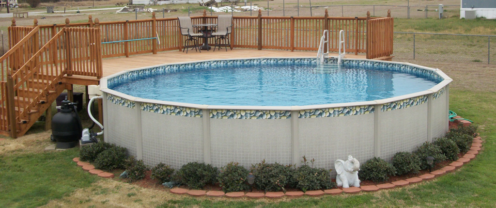 You can't just put the pool on the ground. The turf layer under the bottom will begin to rot and sag, creating conditions for the destruction of an above-ground pool. A correctly prepared site will extend the life of the artificial pond. How to prepare the bottom for an above-ground pool?
