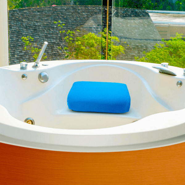 Star Splash Non-Slip Hot Tub and Spa Booster Seat Cushion
